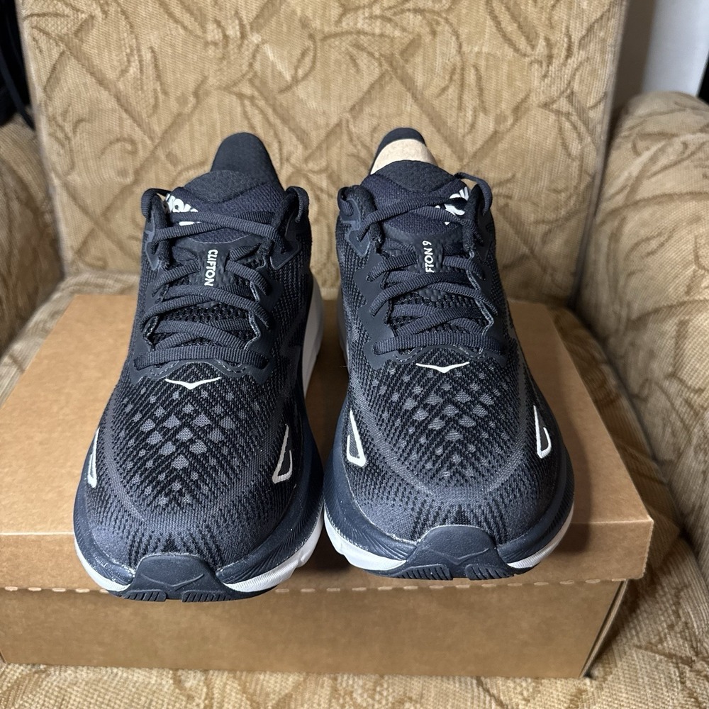 Women's Hoka One One Clifton 9 'Black/White' Shoes - Size 10B, 1127896 BWH Nice - Picture 5 of 9
